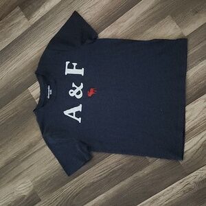 ABERCROMBIE Kids Navy and red A & F Logo T Shirt size 11/12